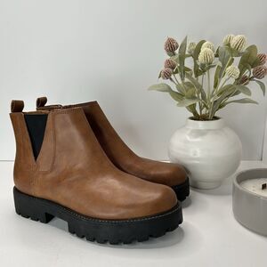 Zodiac Shiloh Chelsea Ankle Boot Cognac Faux Leather Side Zip Women's US 9 NWOB